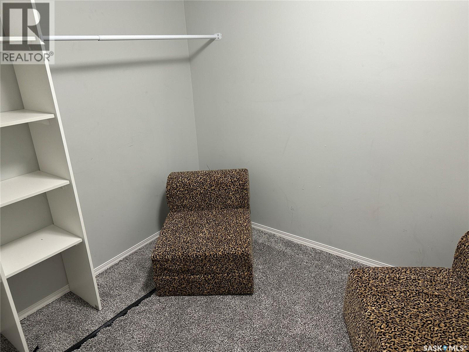 414 Government Road Ne, Weyburn, Saskatchewan  S4H 0P6 - Photo 36 - SK032288