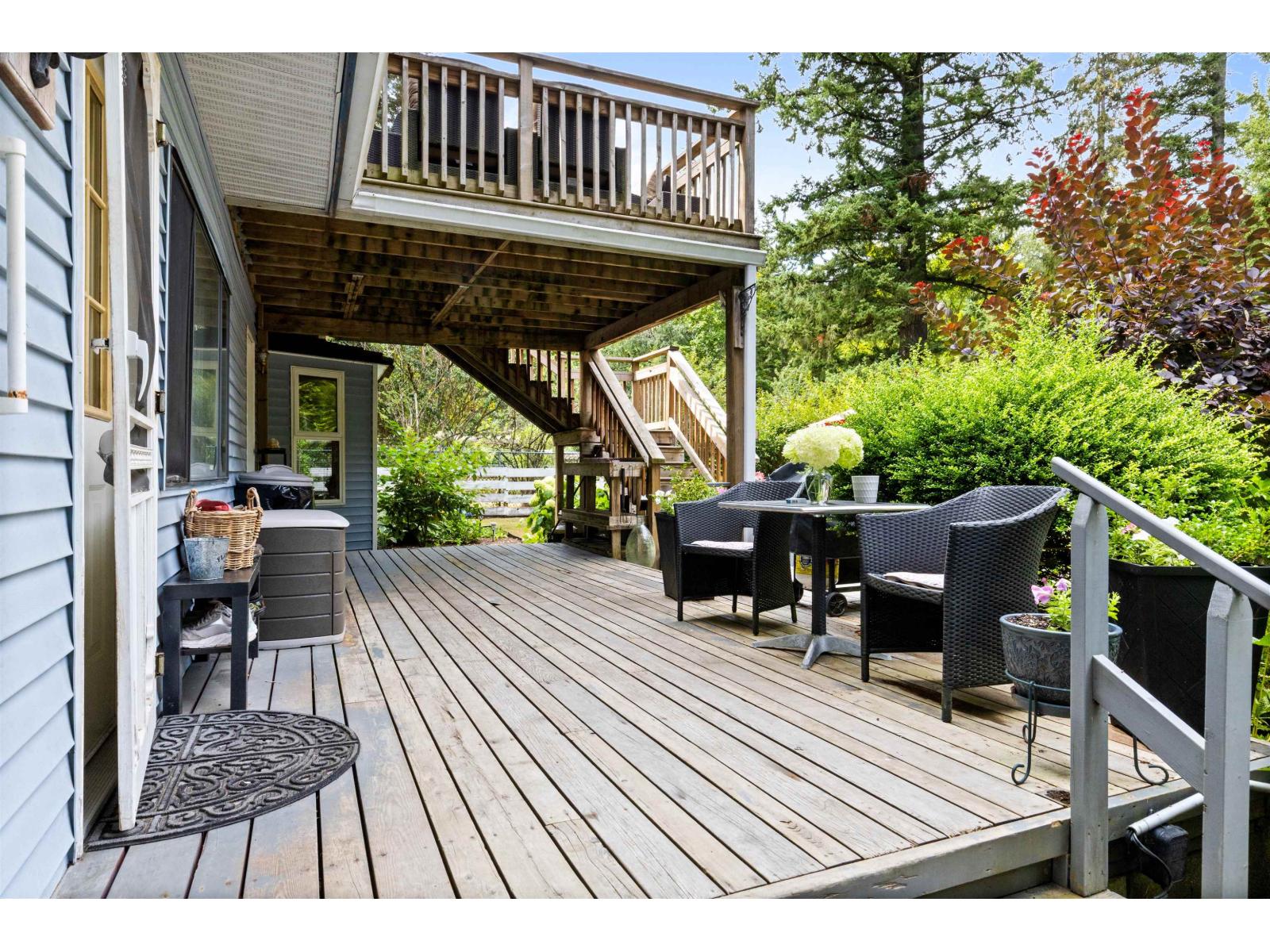 17791 20 Avenue, Surrey, British Columbia  V3Z 9V2 - Photo 3 - R3108043