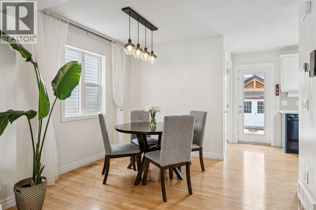 56 Silverado Plains View SW, Calgary, Alberta  T2X 0H2 - Photo 5 - A2298629