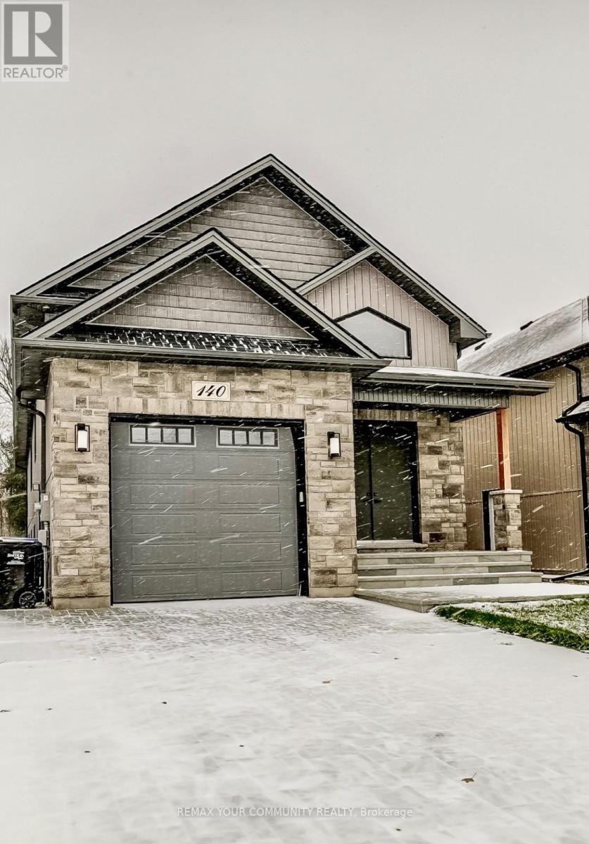 140 58th Street S, Wasaga Beach, Ontario  L9Z 2Z1 - Photo 2 - S12542702