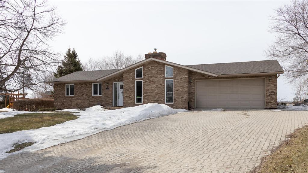210 Lilac Bay, Steinbach, Manitoba