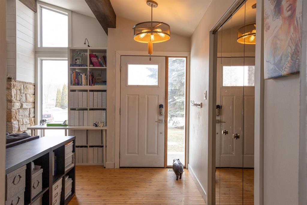 210 Lilac Bay, Steinbach, Manitoba  R5G 2C7 - Photo 1 - 202605392