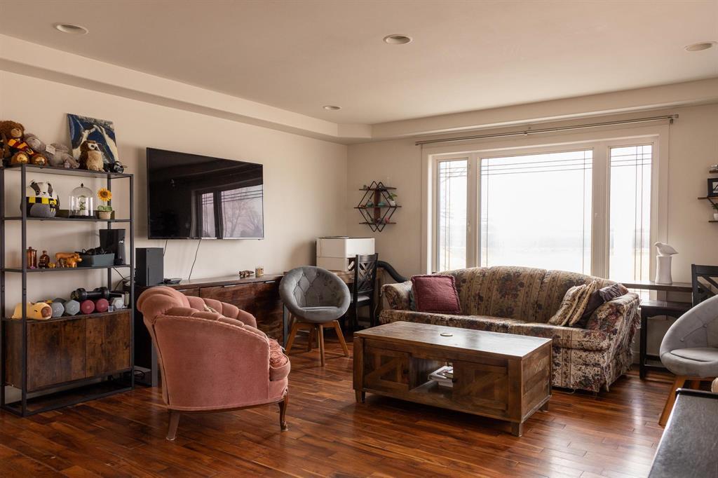 210 Lilac Bay, Steinbach, Manitoba  R5G 2C7 - Photo 11 - 202605392