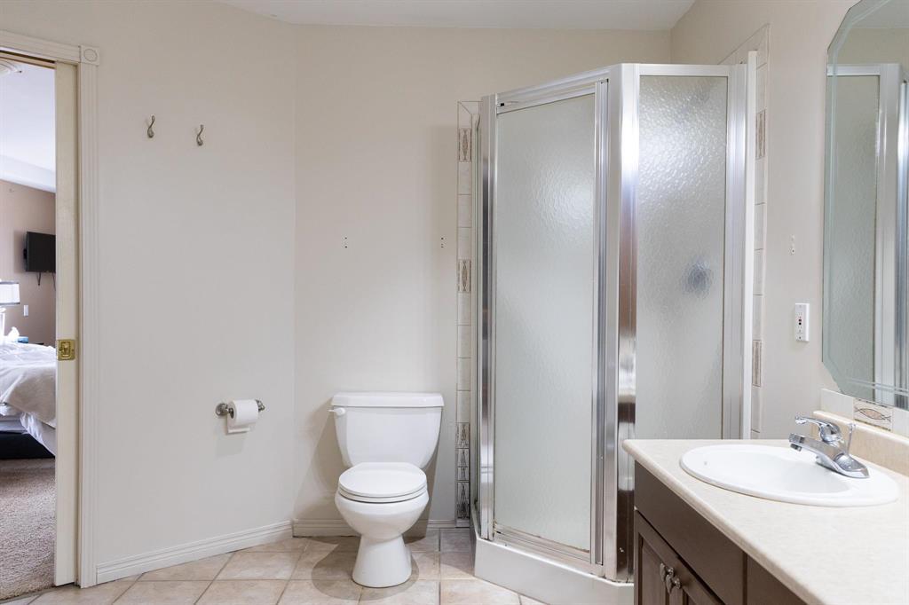 210 Lilac Bay, Steinbach, Manitoba  R5G 2C7 - Photo 19 - 202605392