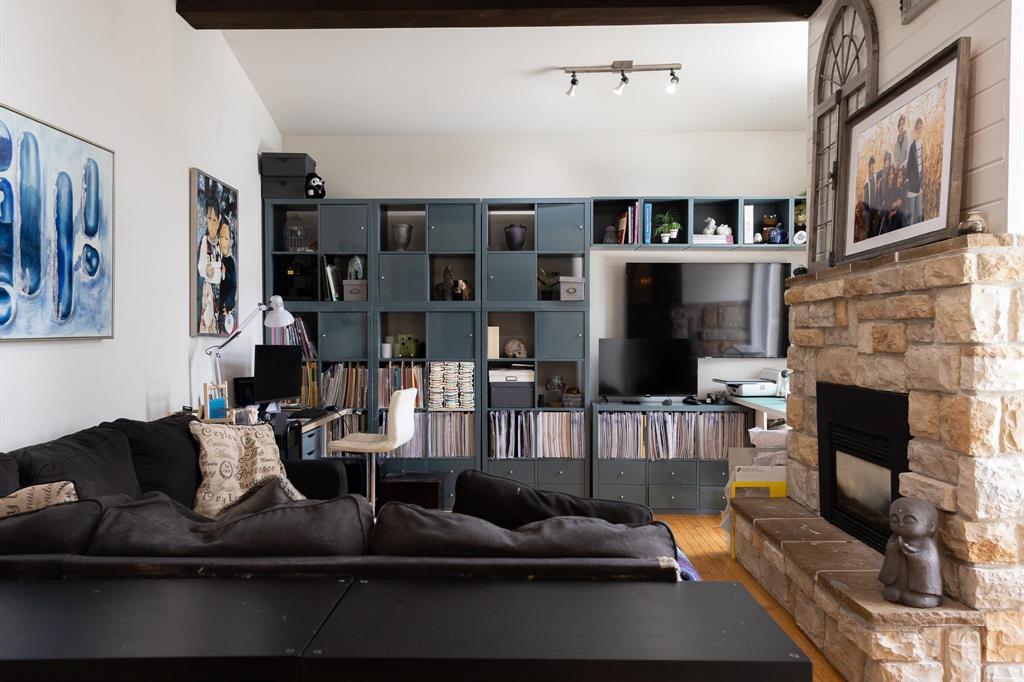 210 Lilac Bay, Steinbach, Manitoba  R5G 2C7 - Photo 3 - 202605392