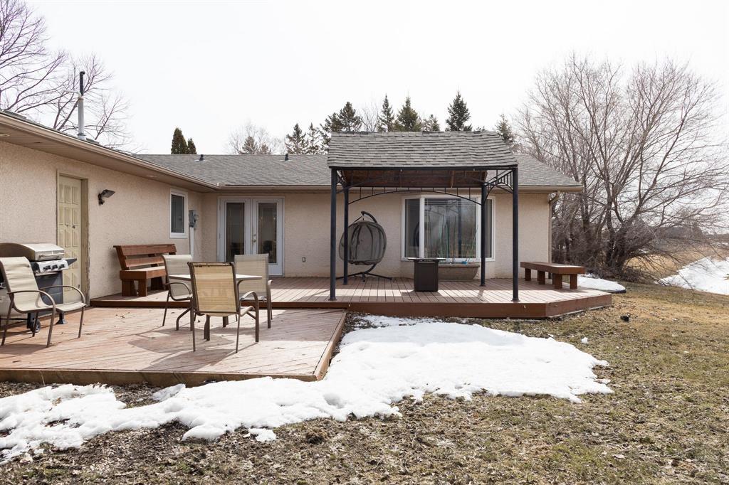 210 Lilac Bay, Steinbach, Manitoba  R5G 2C7 - Photo 33 - 202605392