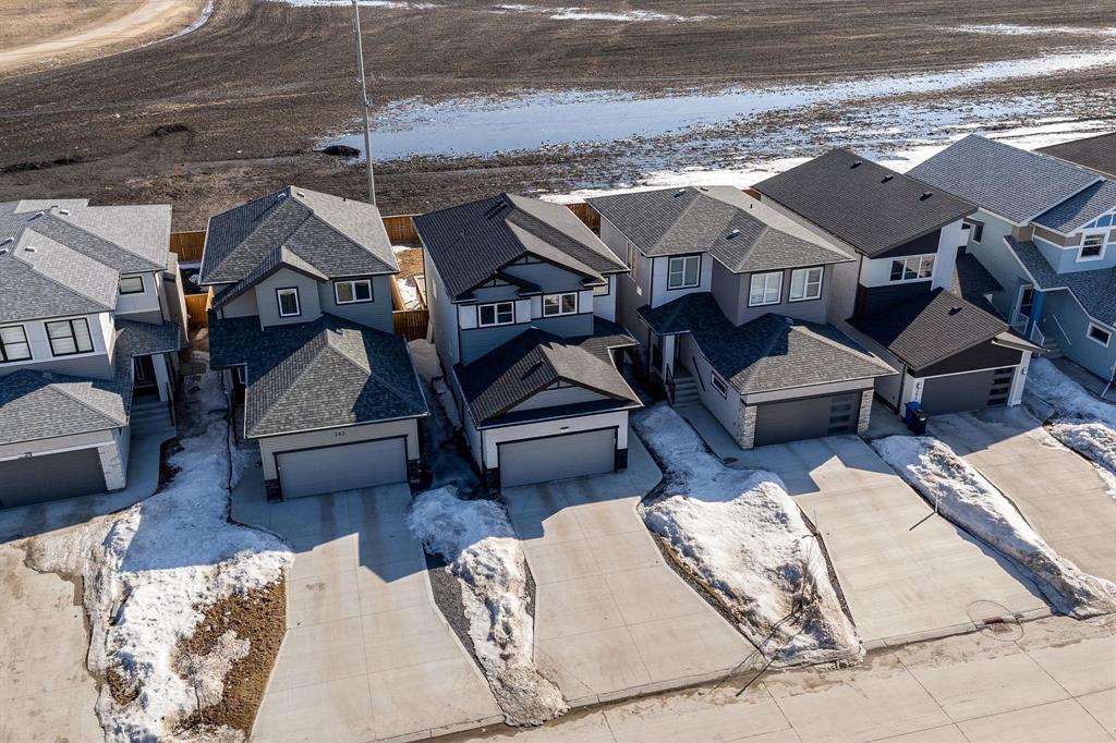 387 Crestmont Drive, Winnipeg, Manitoba  R3X 0V6 - Photo 25 - 202606565