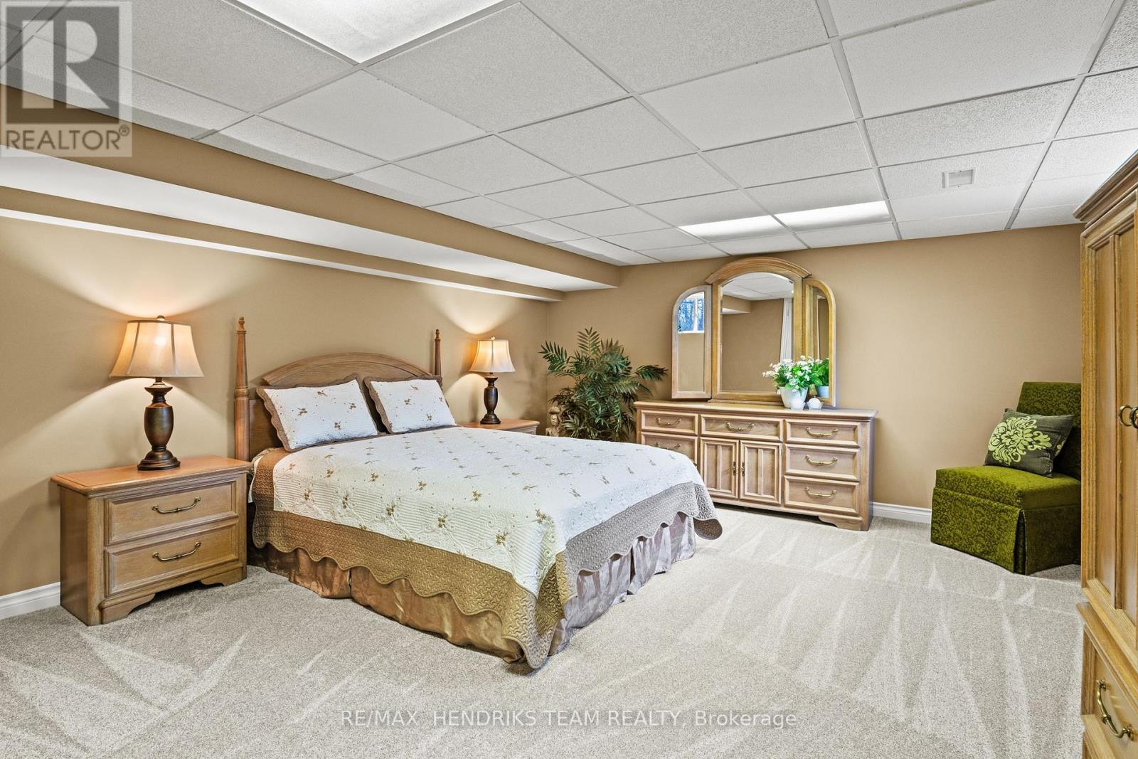 5045 Michener Road, Fort Erie, Ontario  L0S 1R0 - Photo 34 - X12947088