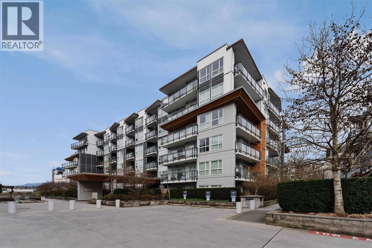 212 10155 RIVER DRIVE, Richmond, British Columbia