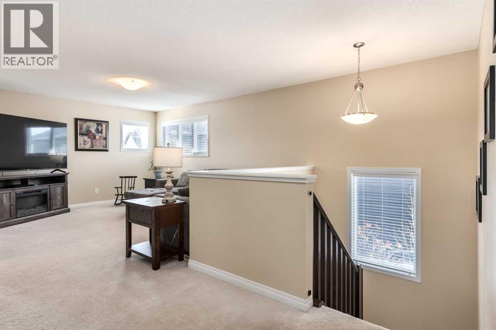 26 Mount Rae Terrace, Okotoks, Alberta  T1S 0M6 - Photo 11 - A2292754