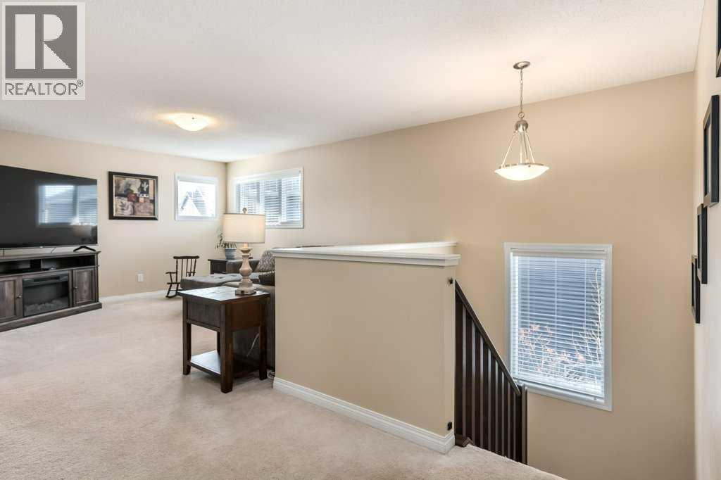 26 Mount Rae Terrace, Okotoks, Alberta  T1S 0M6 - Photo 14 - A2292754