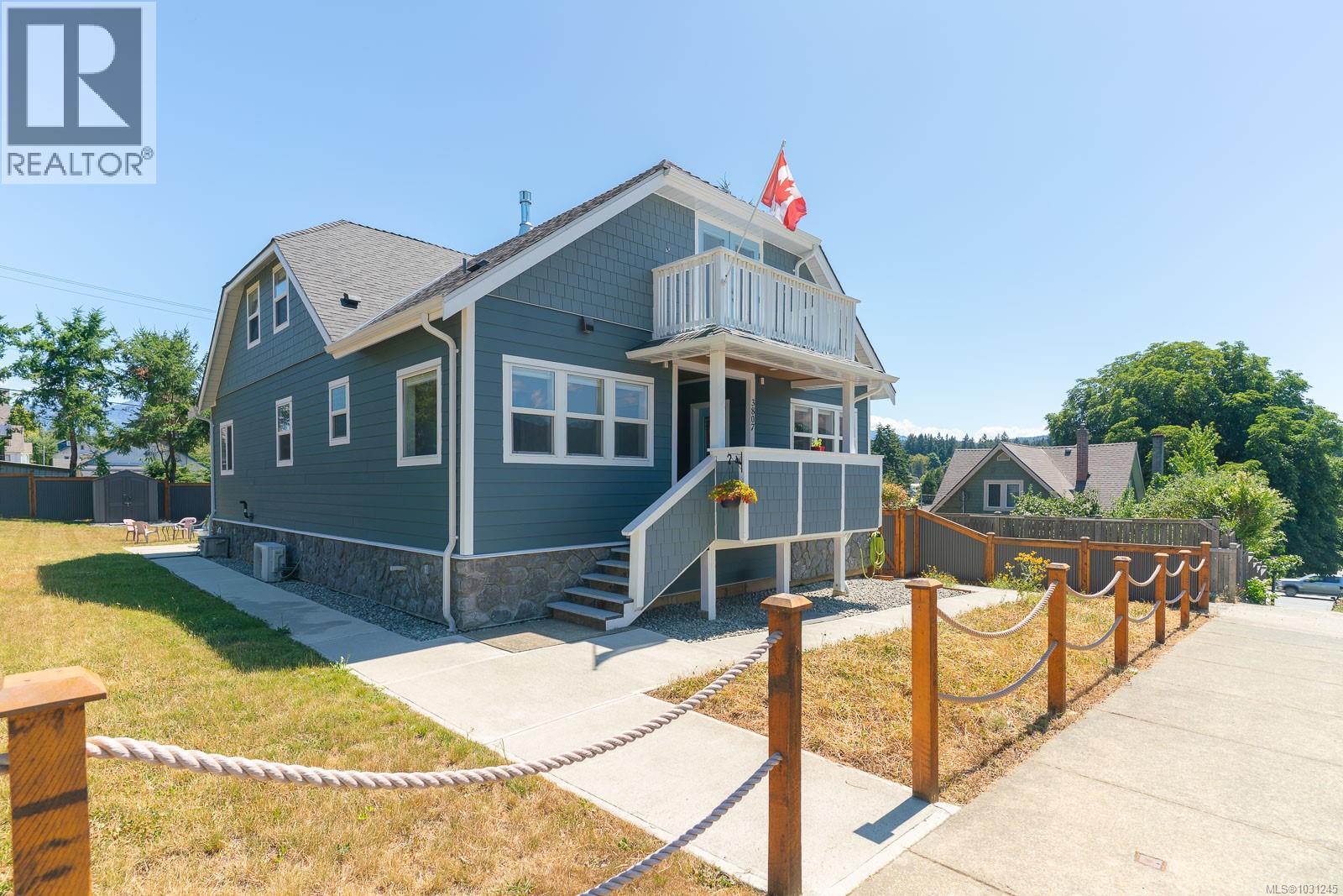 3807 5th Ave, Port Alberni, British Columbia
