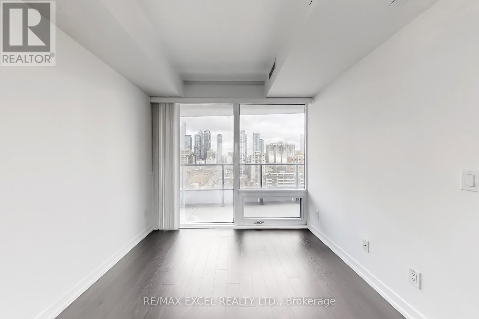 1908 - 85 Wood Street, Toronto, Ontario  M4Y 0E8 - Photo 12 - C12964812