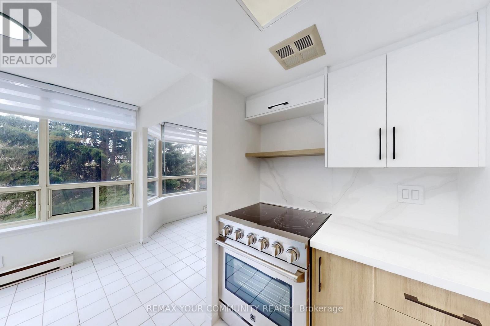 319 - 32 Clarissa Drive, Richmond Hill, Ontario  L4C 9R7 - Photo 19 - N12967788