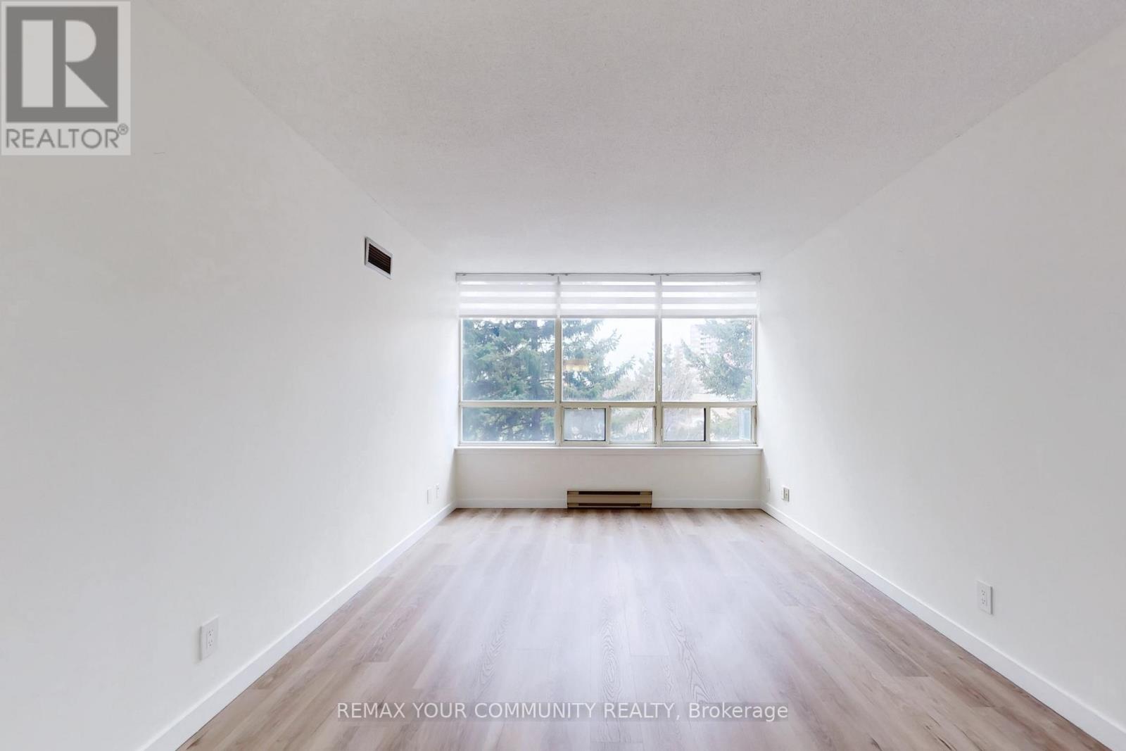 319 - 32 Clarissa Drive, Richmond Hill, Ontario  L4C 9R7 - Photo 25 - N12967788