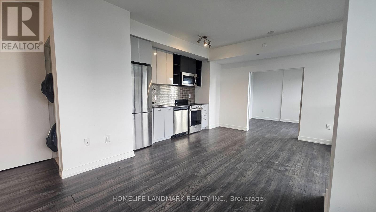 501 - 10 De Boers Drive, Toronto, Ontario  M3J 0H1 - Photo 5 - W12952612