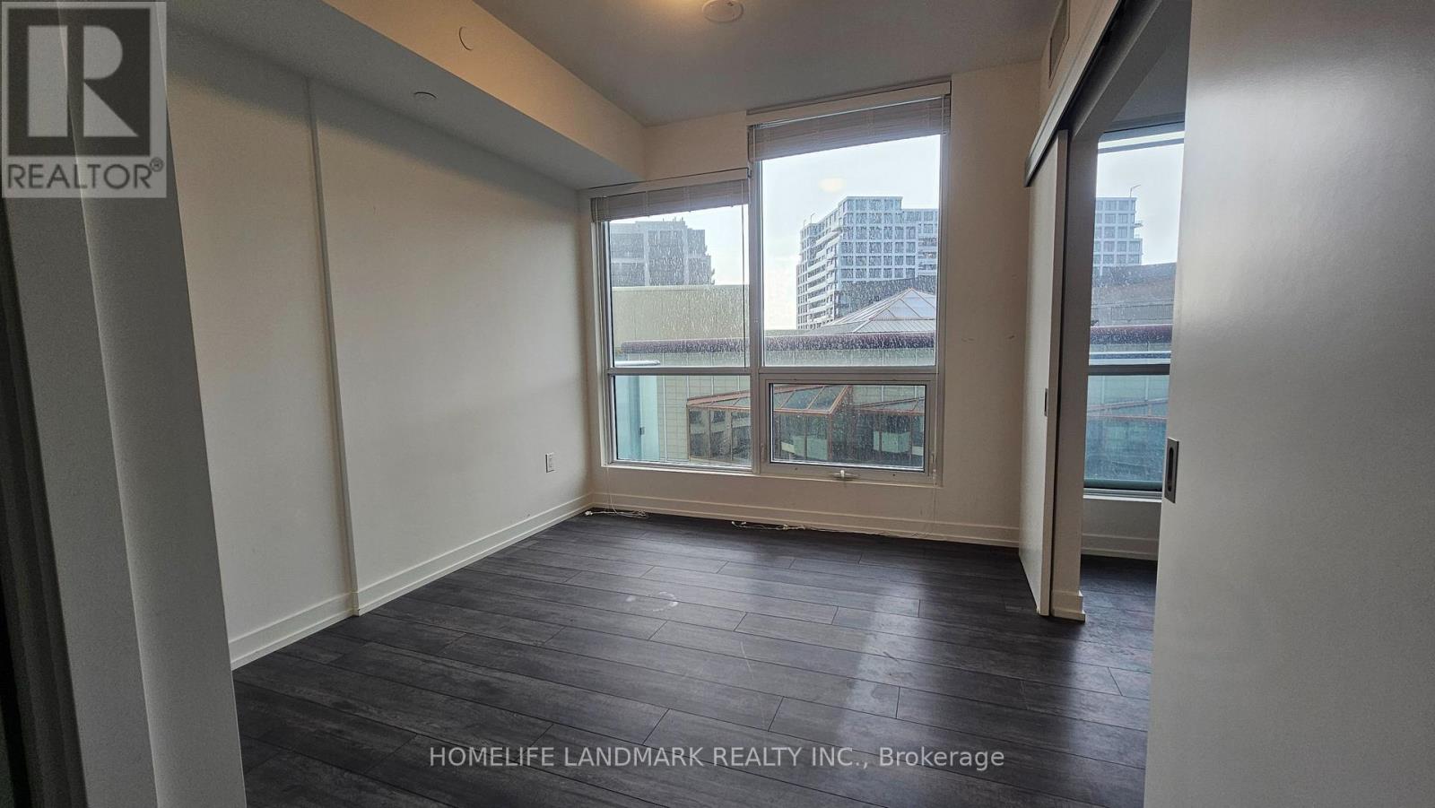 501 - 10 De Boers Drive, Toronto, Ontario  M3J 0H1 - Photo 8 - W12952612