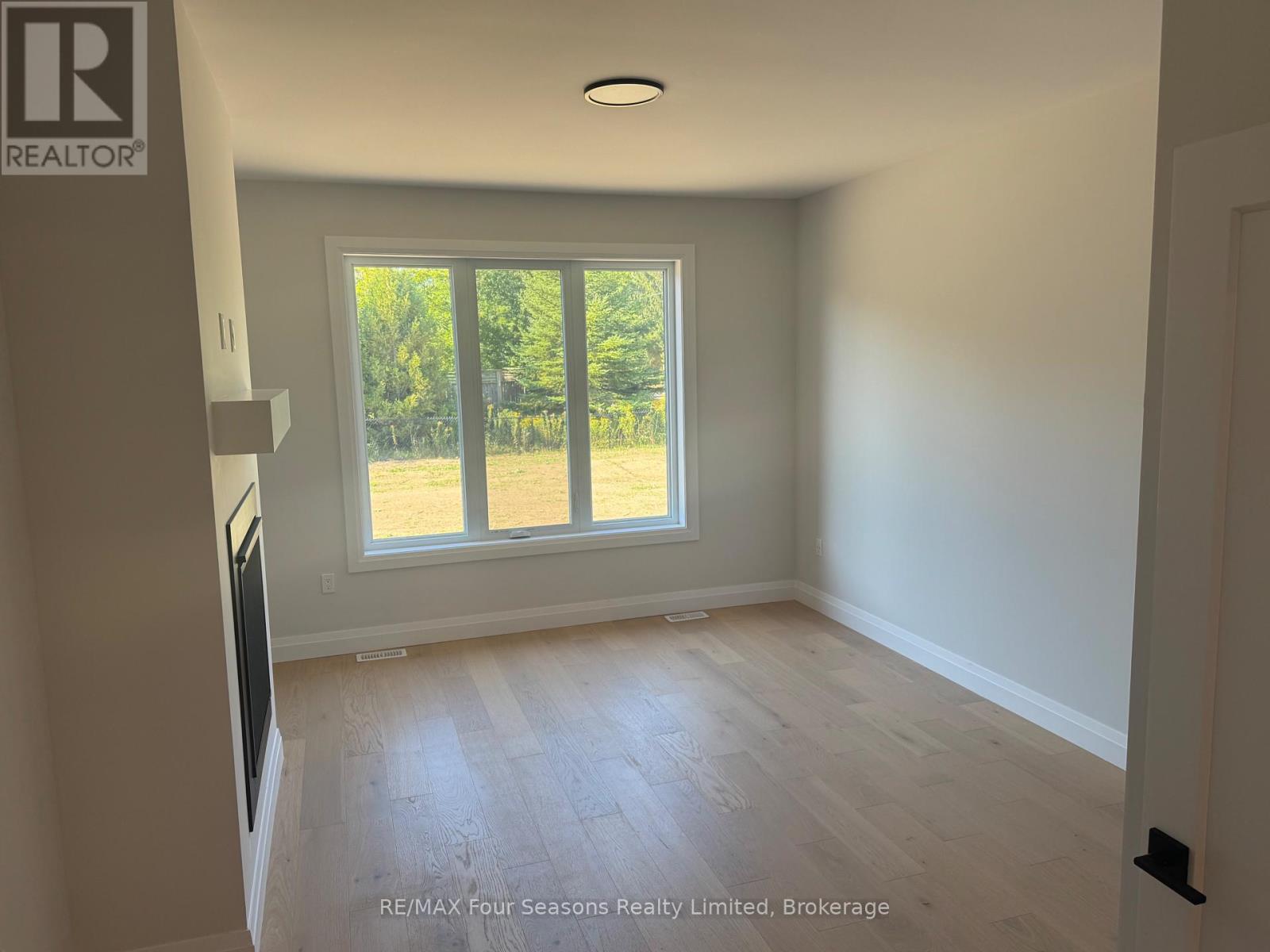 2 Boynton Court, Blue Mountains, Ontario  N0H 2P0 - Photo 19 - X12968090