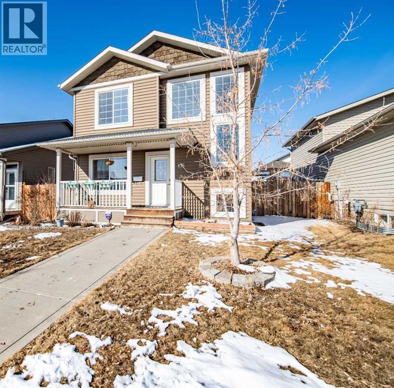 108 Pioneer Way, Blackfalds, Alberta  T0M 0J0 - Photo 1 - A2273308