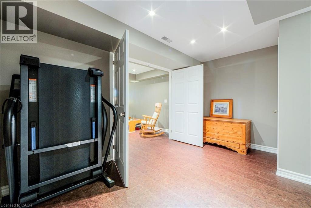 65 Cathedral Court, Waterdown, Ontario  L8B 0S1 - Photo 36 - 40814359