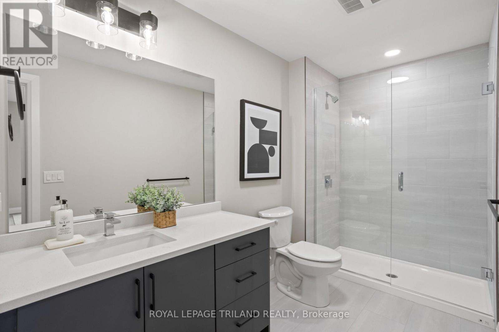 309 - 33318 Richmond Street, Lucan Biddulph, Ontario  N0M 2J0 - Photo 9 - X12968092