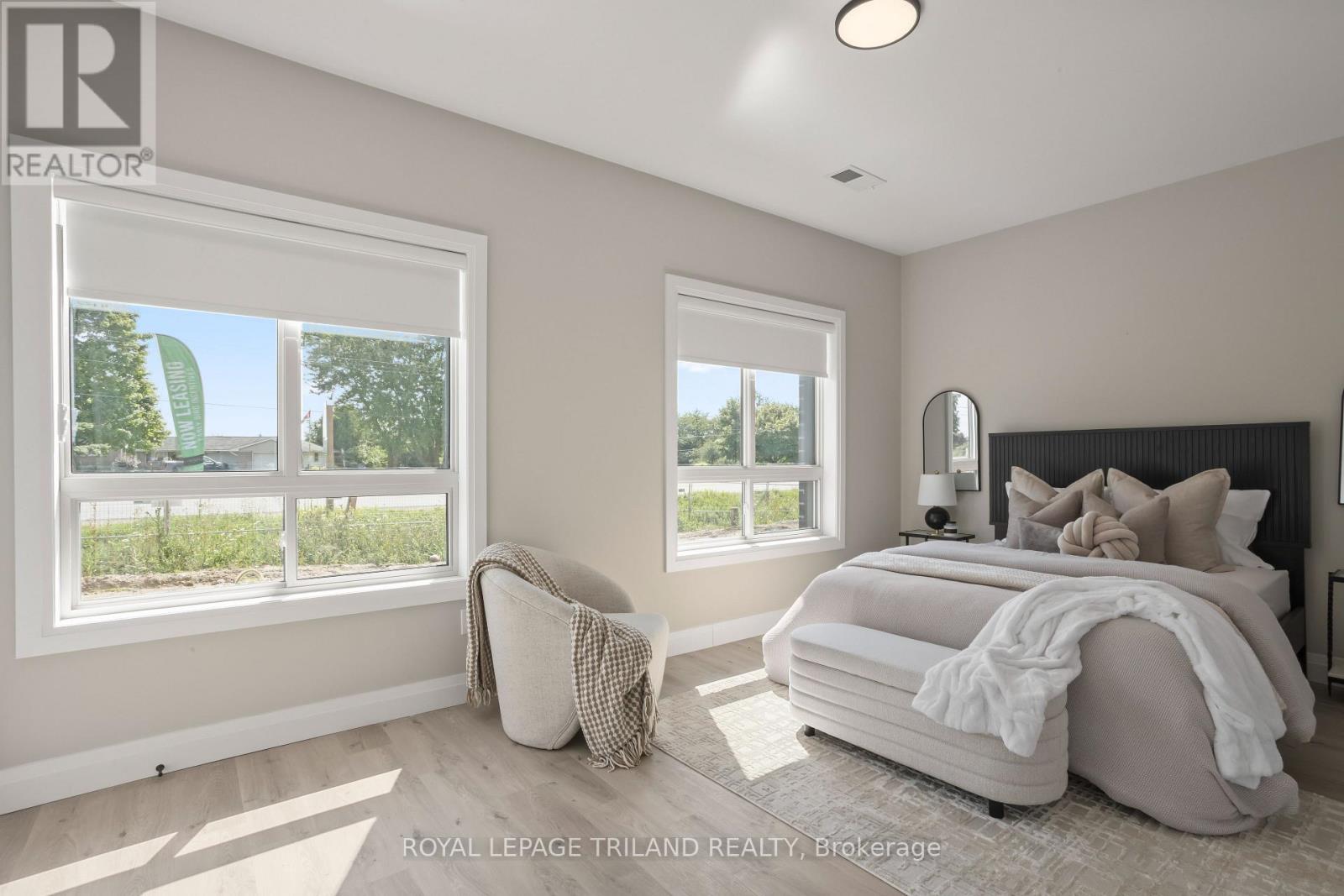 105 - 33318 Richmond Street, Lucan Biddulph, Ontario  N0M 2J0 - Photo 25 - X12968098