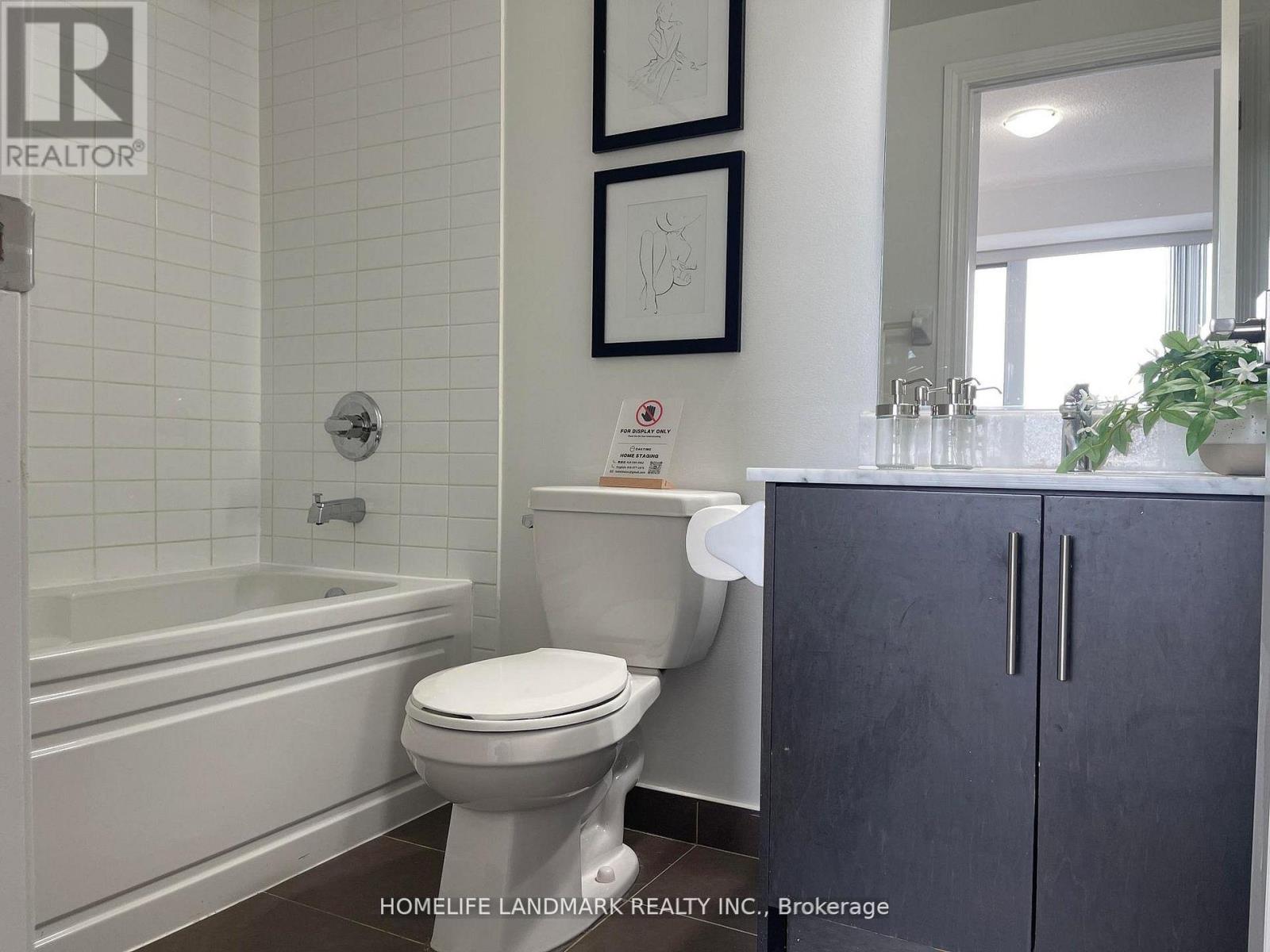 304 - 23 Glebe Road W, Toronto, Ontario  M5P 0A1 - Photo 11 - C12968080