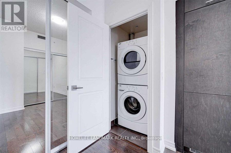 304 - 23 Glebe Road W, Toronto, Ontario  M5P 0A1 - Photo 13 - C12968080