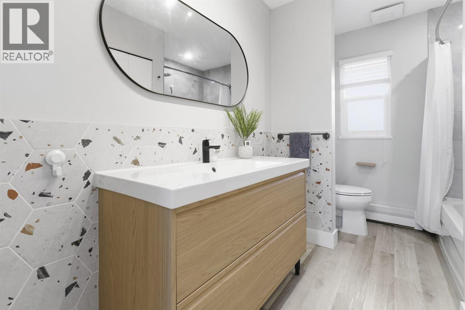 2115 London Street, New Westminster, British Columbia  V3M 3E8 - Photo 25 - R3107638