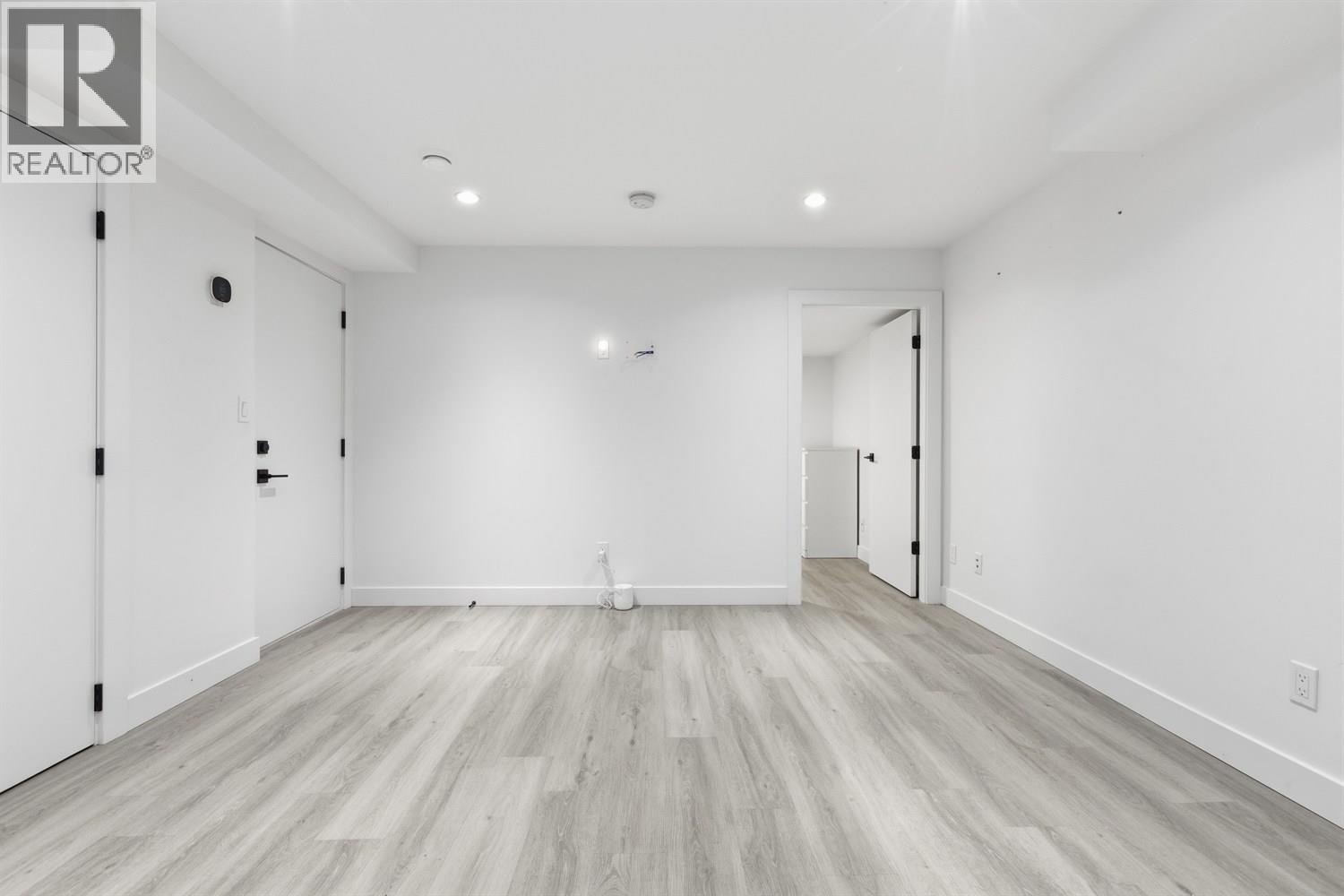 2115 London Street, New Westminster, British Columbia  V3M 3E8 - Photo 31 - R3107638