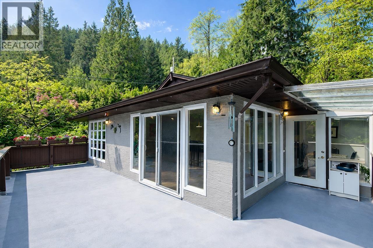 4540 Mountain Highway, North Vancouver, British Columbia  V7K 2K6 - Photo 26 - R3107986