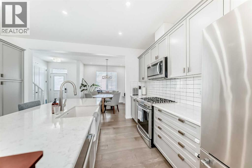 372 Carrington Way NW, Calgary, Alberta  T3P 0Y9 - Photo 9 - A2293599