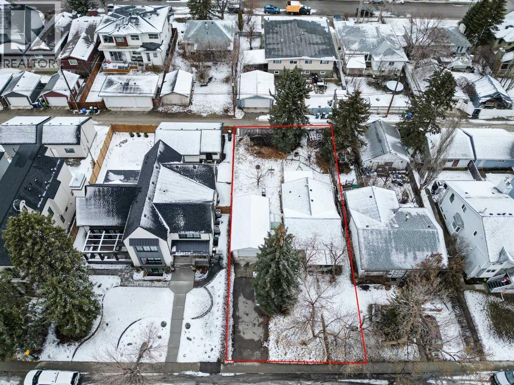 2014 52 Avenue SW, Calgary, Alberta  T3E 1K1 - Photo 4 - A2299256