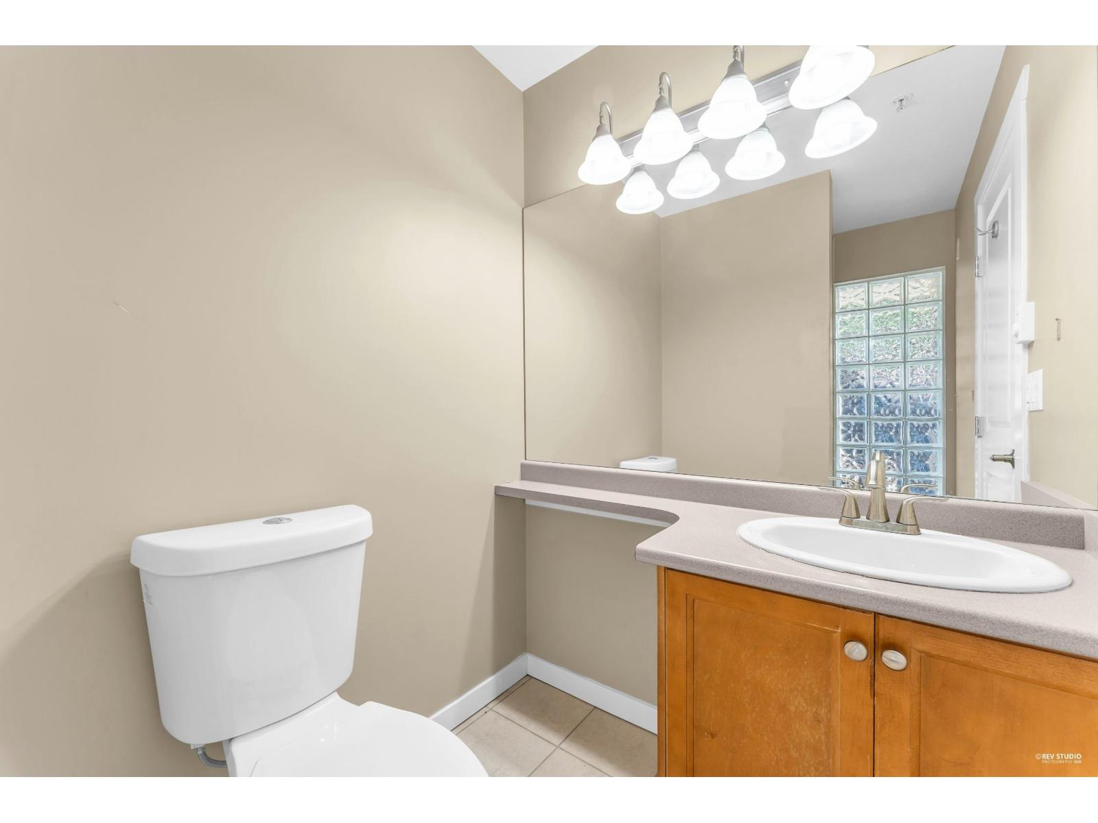 4 14921 Thrift Avenue, White Rock, British Columbia  V4B 2J8 - Photo 12 - R3108068