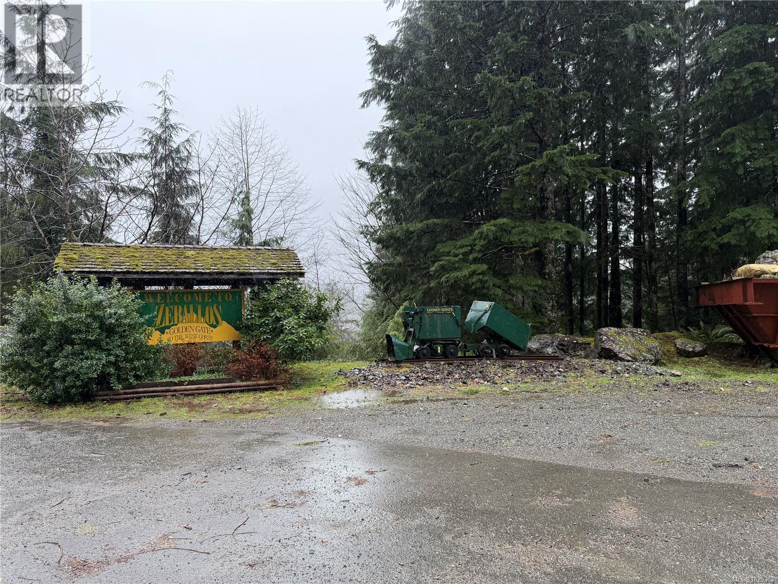 147 Maquinna Ave, Zeballos, British Columbia  V0P 2A0 - Photo 36 - 1029383