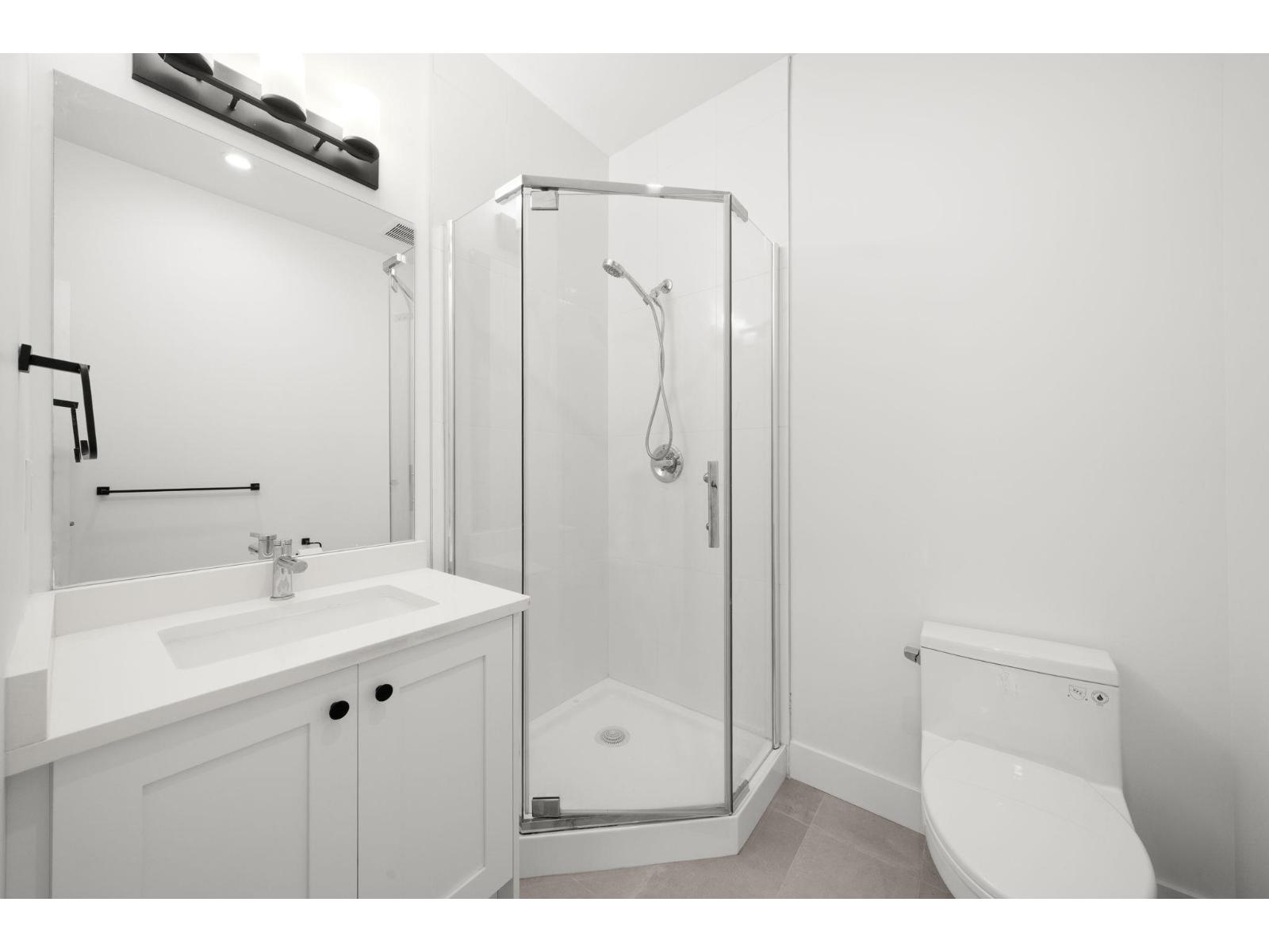 16782 21a Avenue, Surrey, British Columbia  V3Z 0M3 - Photo 12 - R3108124