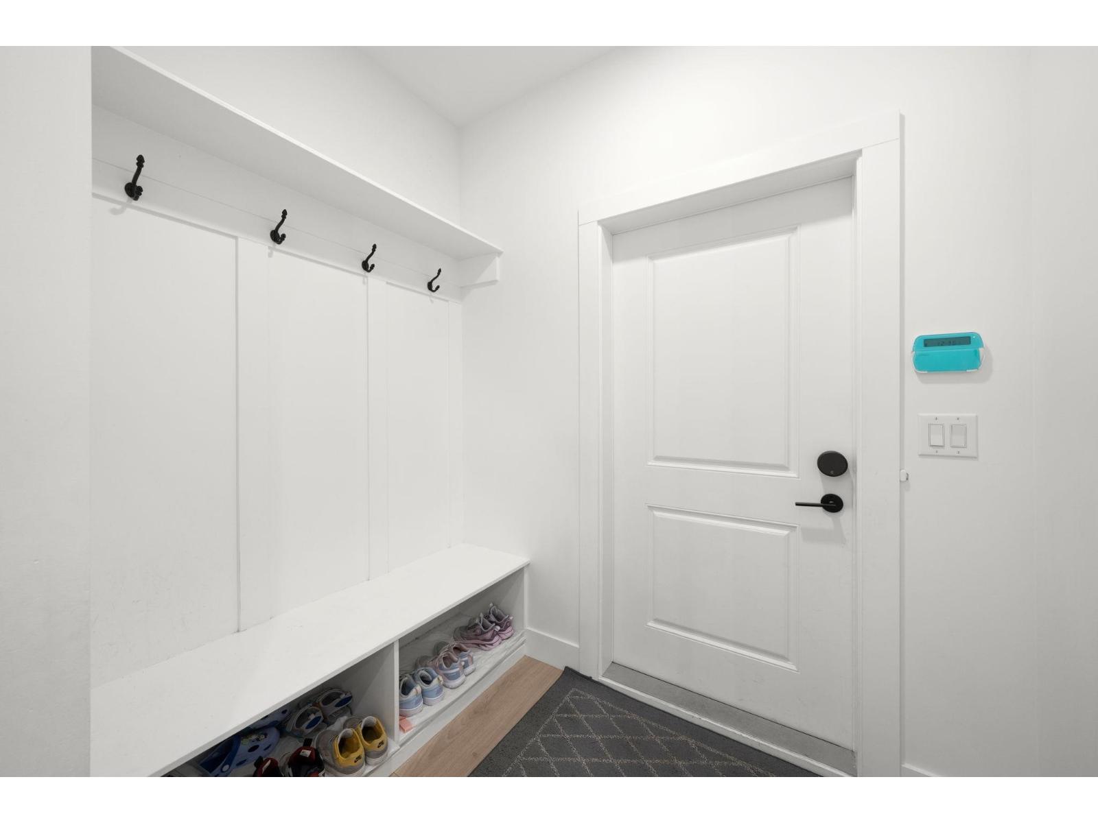 16782 21a Avenue, Surrey, British Columbia  V3Z 0M3 - Photo 13 - R3108124