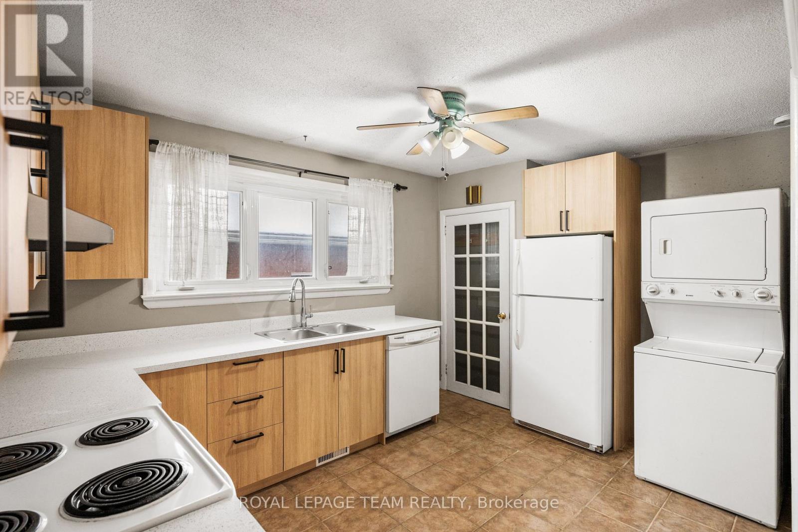 1938 Bromley Road, Ottawa, Ontario  K2A 1C2 - Photo 8 - X12968114