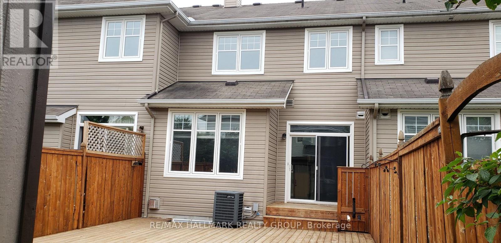 266 Horseshoe Crescent, Ottawa, Ontario  K2S 0B7 - Photo 27 - X12968116