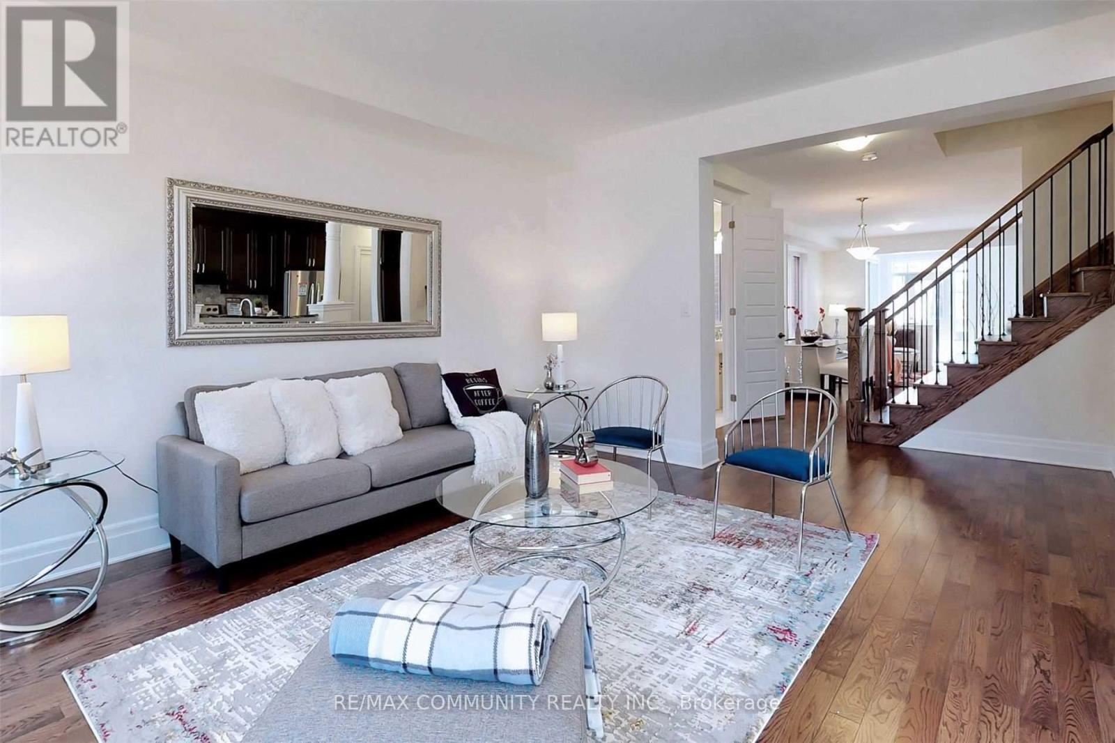 190 Westfield Drive, Whitby, Ontario  L1P 0G2 - Photo 5 - E12968014