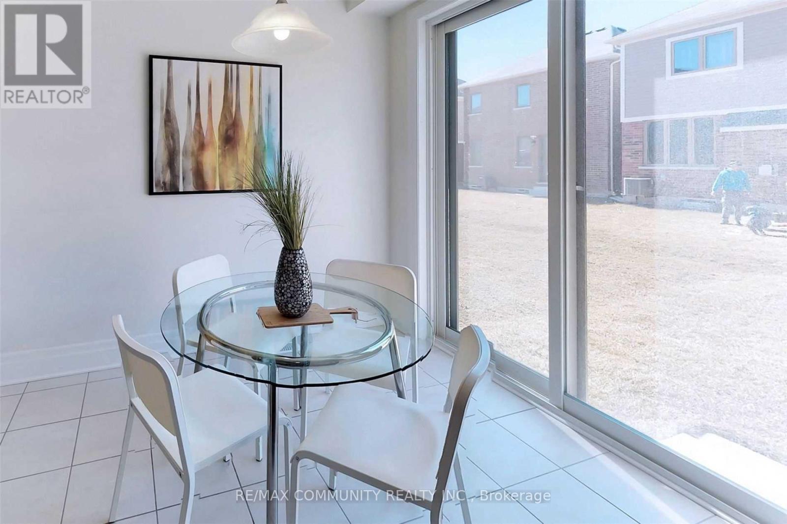 190 Westfield Drive, Whitby, Ontario  L1P 0G2 - Photo 7 - E12968014