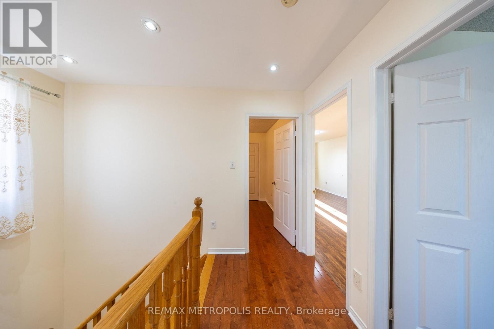 Main - 113 Highhill Drive, Toronto, Ontario  M1T 1N8 - Photo 10 - E12968034