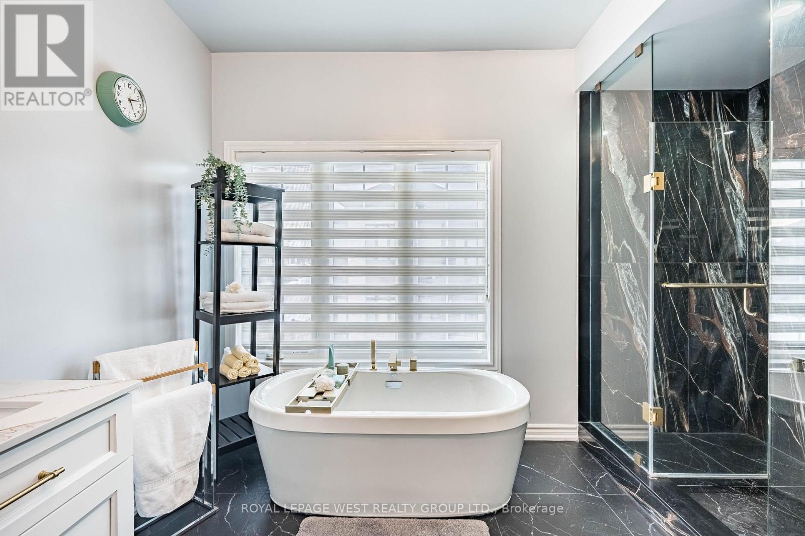 13 Arksey Street, Whitby, Ontario  L1P 0G5 - Photo 16 - E12968120