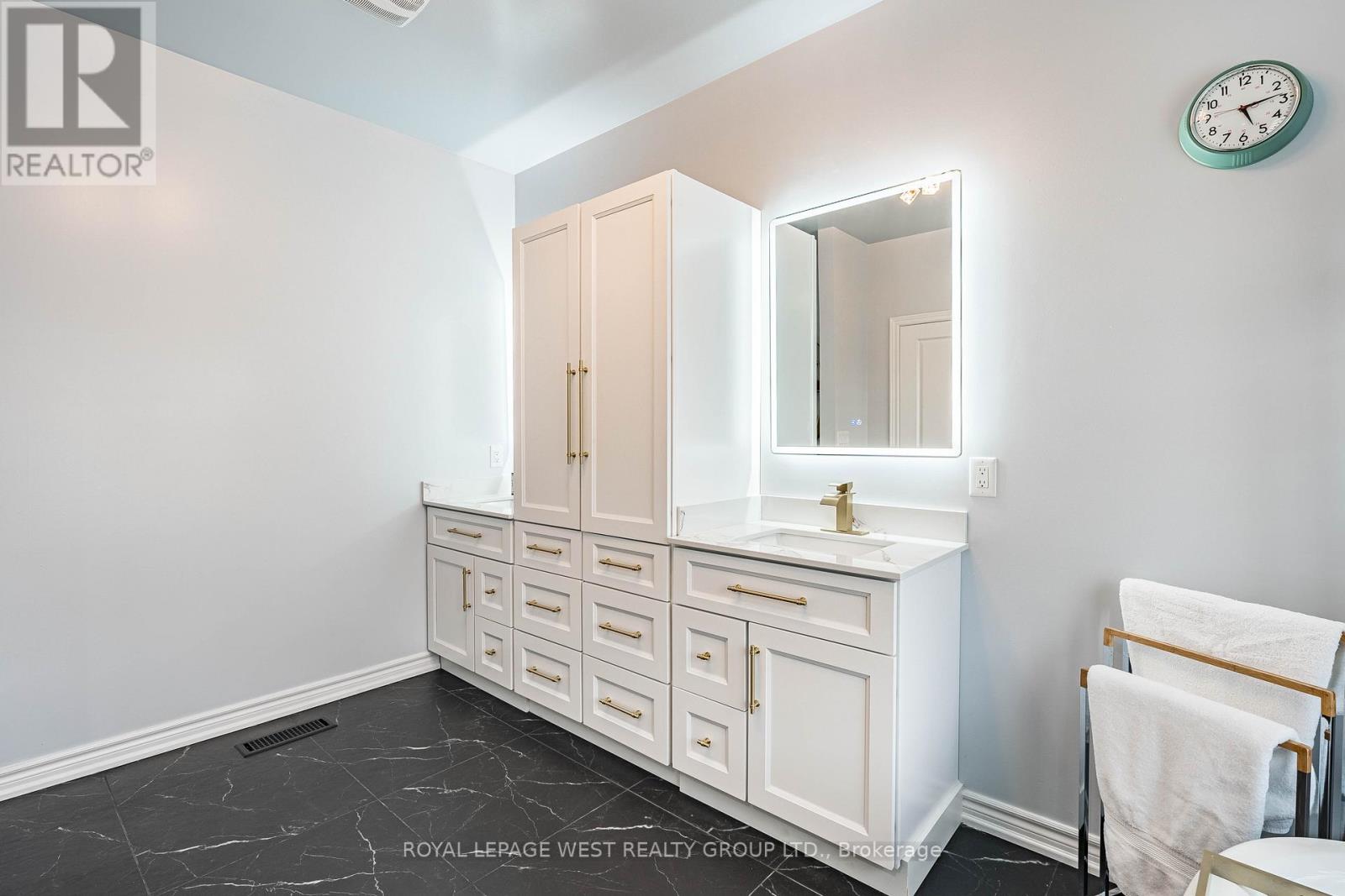 13 Arksey Street, Whitby, Ontario  L1P 0G5 - Photo 18 - E12968120