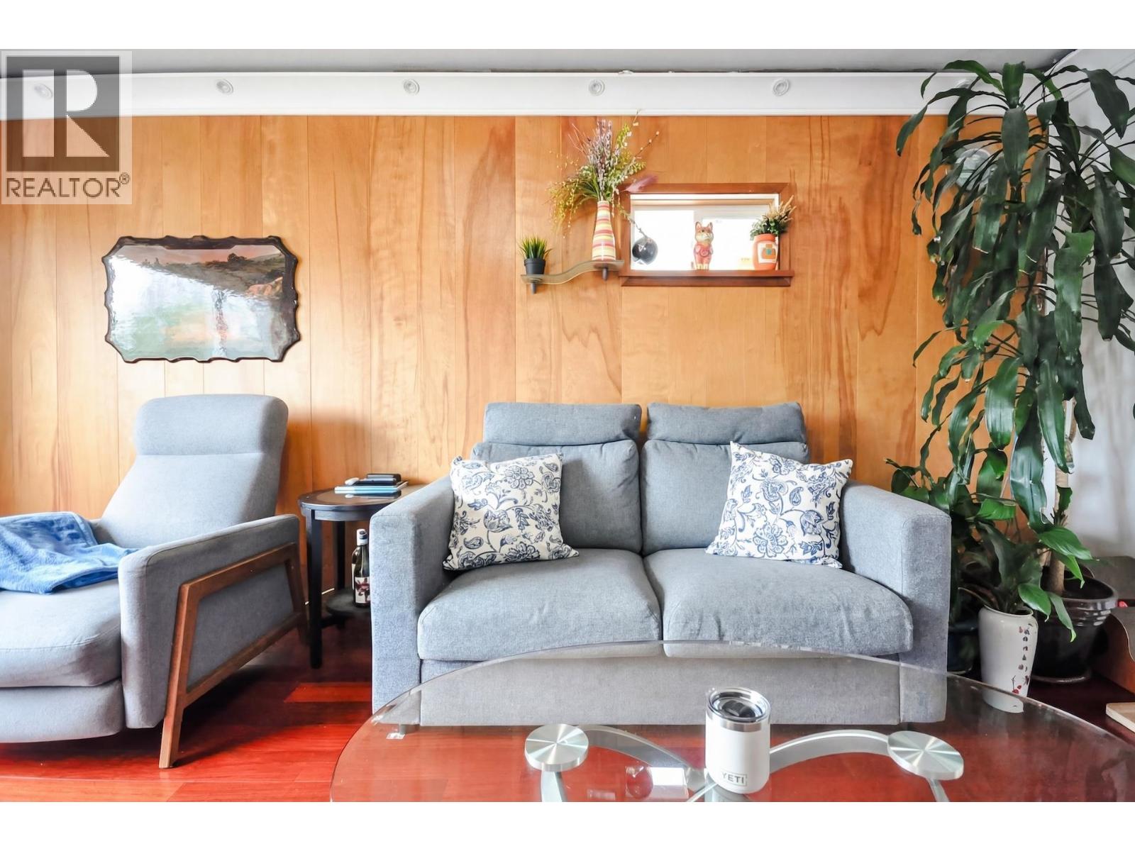 3156 Adanac Street, Vancouver, British Columbia V5K 2N9 - Photo 6 - R3107857