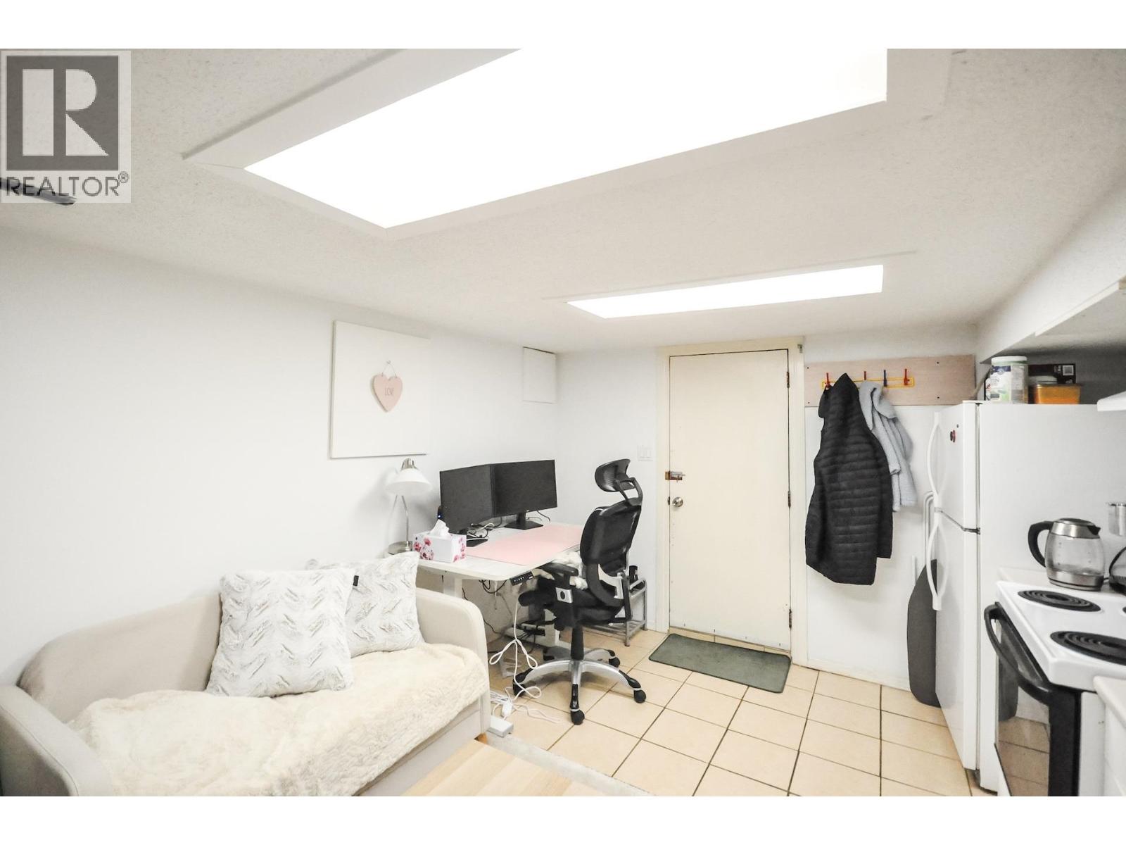 3156 Adanac Street, Vancouver, British Columbia V5K 2N9 - Photo 26 - R3107857