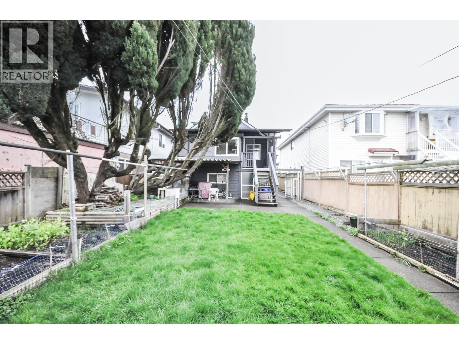 3156 Adanac Street, Vancouver, British Columbia  V5K 2N9 - Photo 35 - R3107857