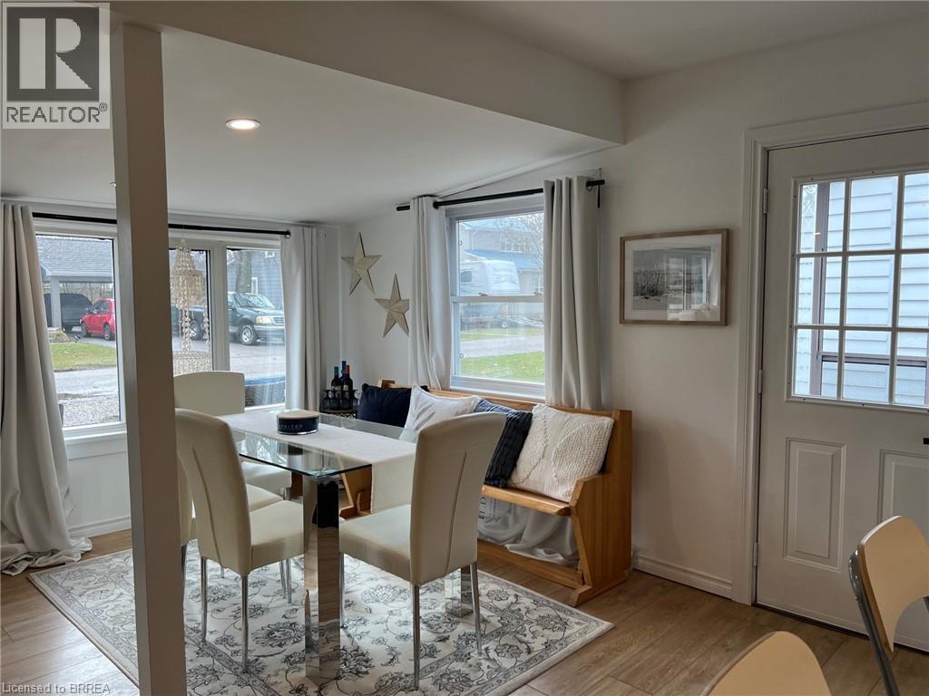 3185 Lindley Street, Port Bruce, Ontario  N5H 2R2 - Photo 3 - 40817639