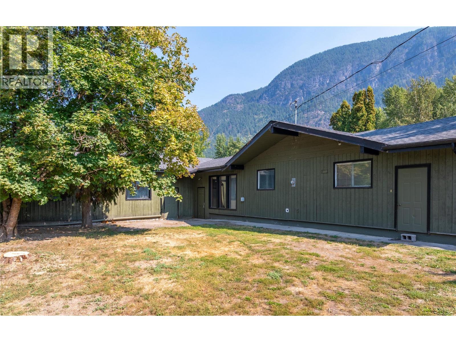 4580 44th Street, Canyon, British Columbia  V0B 1C1 - Photo 16 - 10382488
