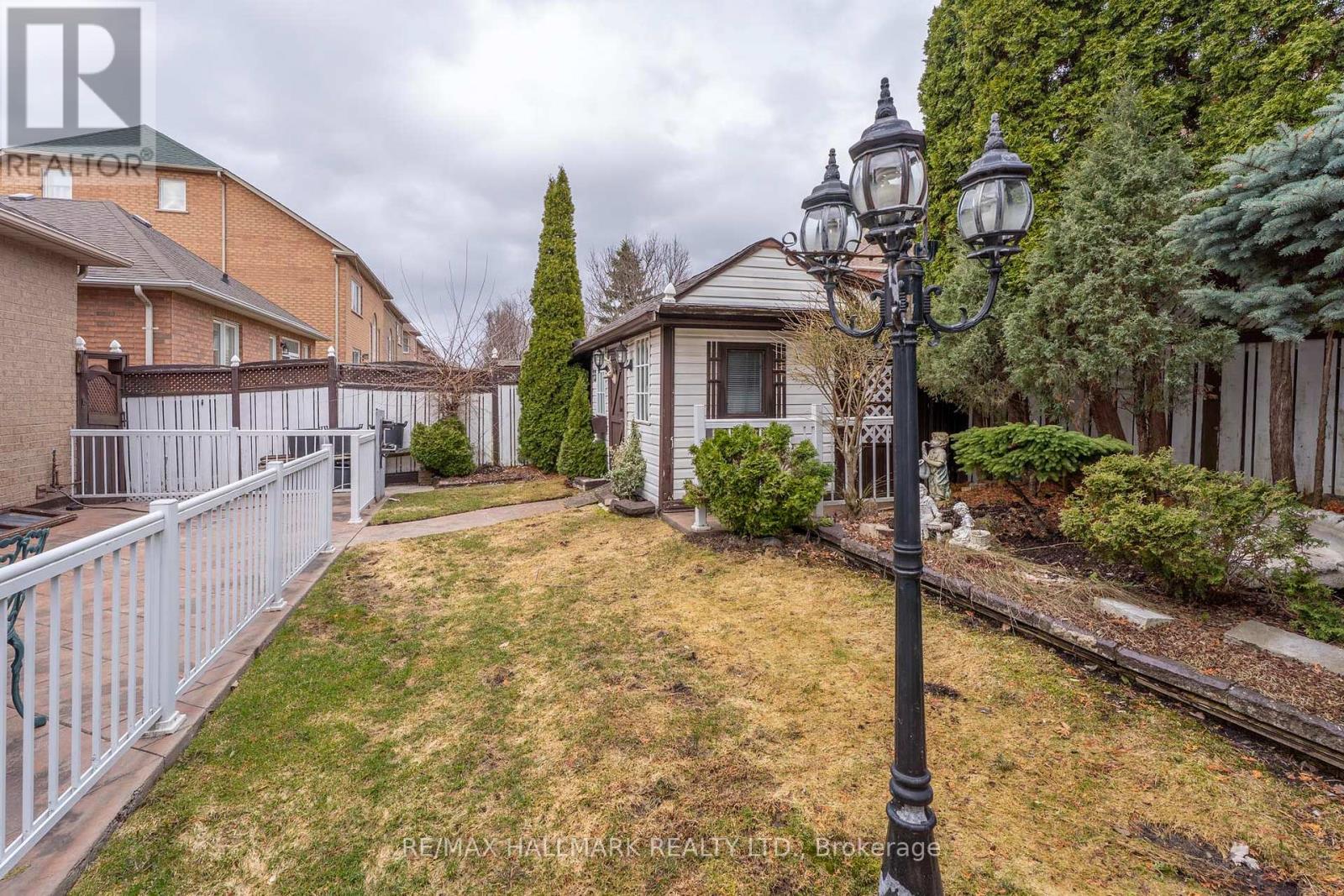 13 Briar Path Lane, Markham, Ontario  L6C 2C3 - Photo 31 - N12968046